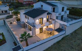 Vile Home - Intera Villa